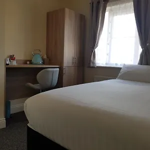 Bella With Free Minibar Tea&coffee Homestay